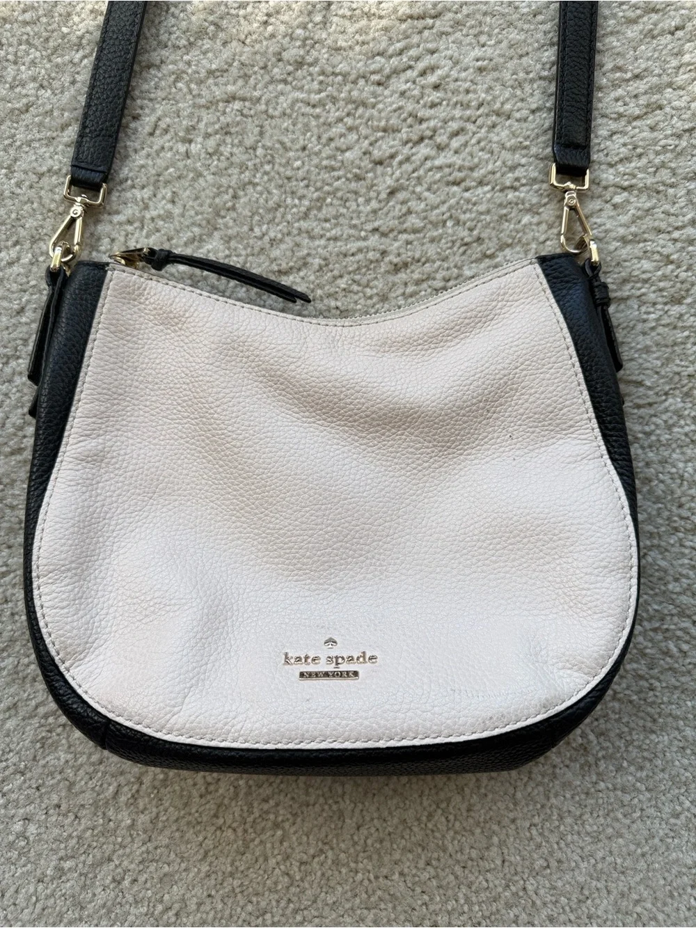 Kate Spade Off-White Crossbody Bag with Black Trim - Picture 1 of 9